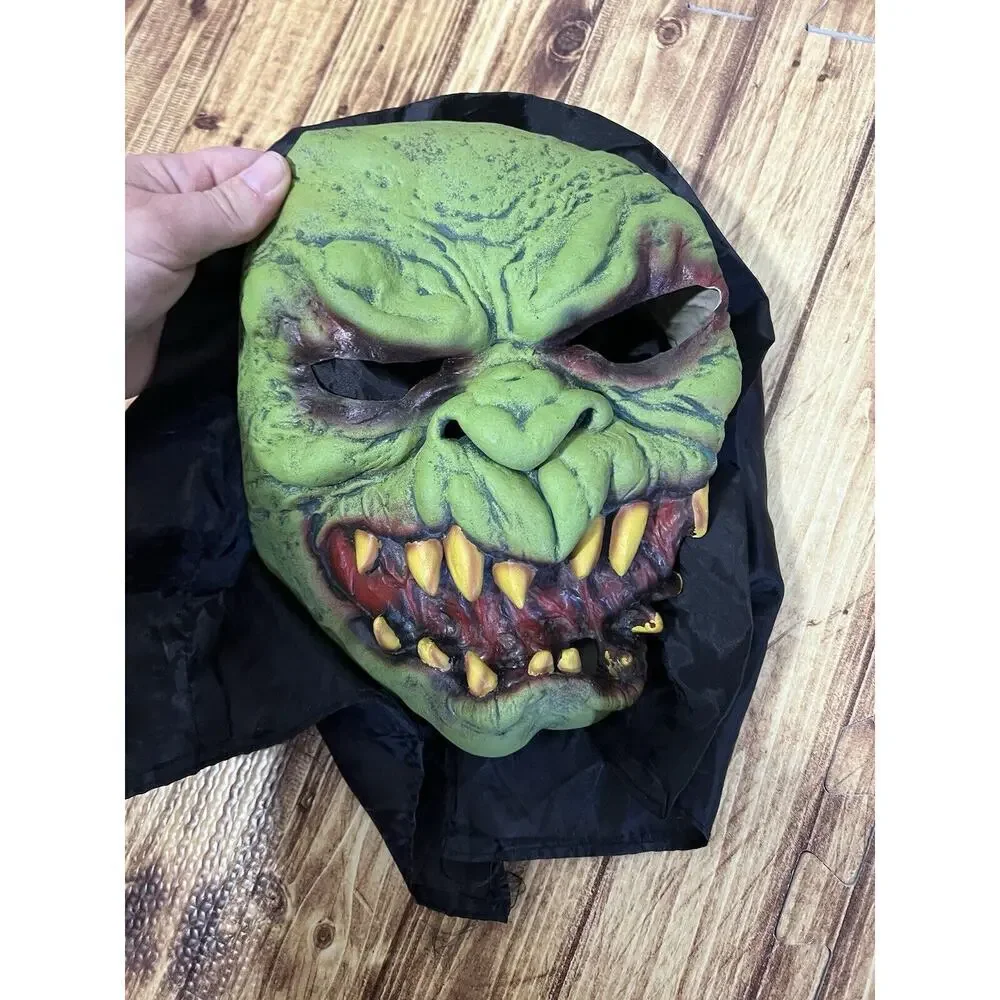 Vintage PMG 2002 Halloween Mask Demon Horn Green Monster Paper Magic w/Hood
